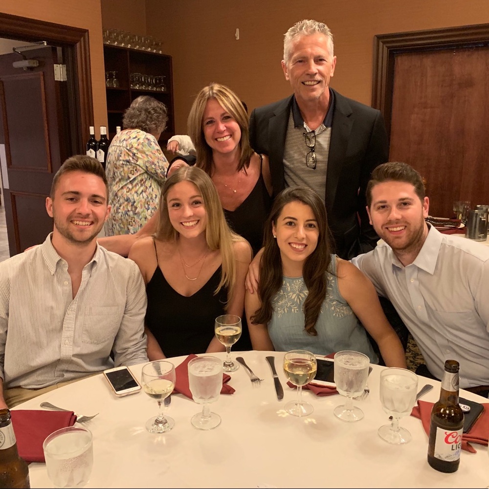 Meet your Posher, Cara - Picture 3 of 3